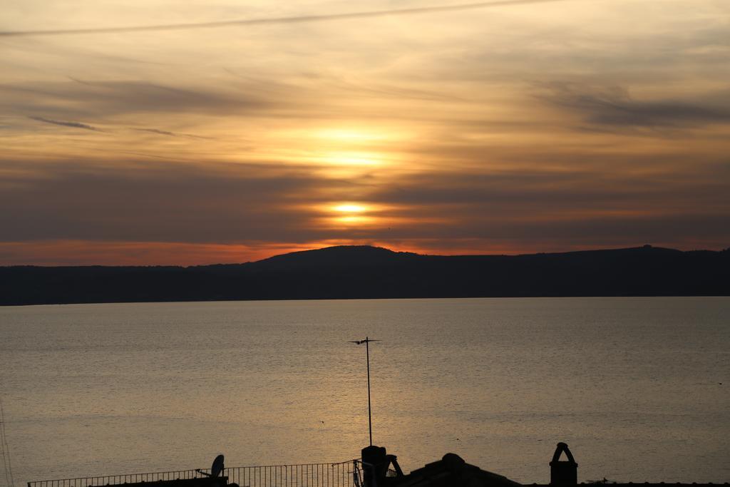 La Dimora Di Checchino Bed and Breakfast Anguillara Sabazia Exteriör bild